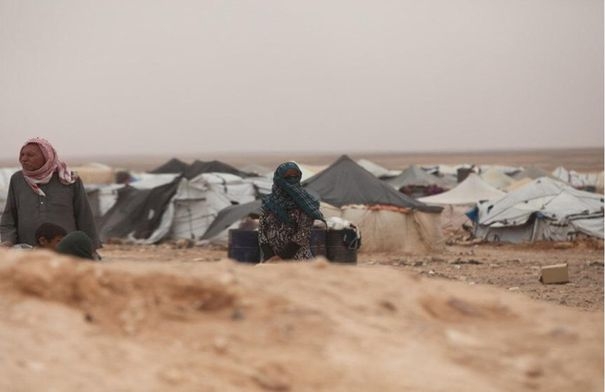 سوريا تعلن تفكيك مخيم الركبان على الحدود مع الأردن