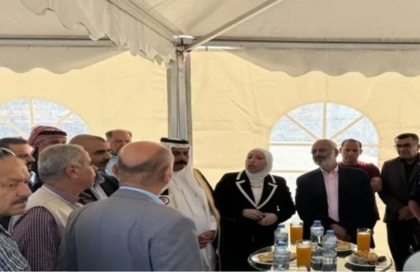 التهتموني: 63 حافلة ستعمل على مشروع النقل بين عمّان إربد...