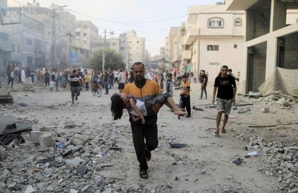 استشهاد طفلة جراء قصف الاحتلال منزلا بحي الصبرة