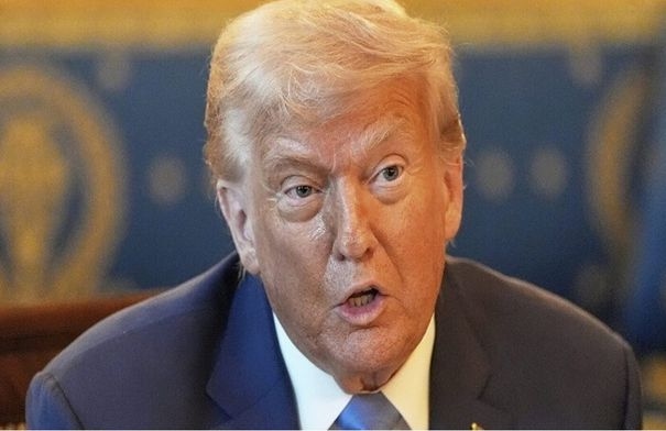 ترامب يصف بوتين بـ"الرجل القوي"