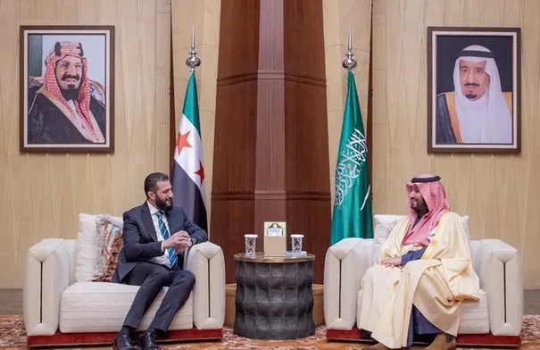عبارة من اتصال بن سلمان والشرع تُشعل مواقع التواصل