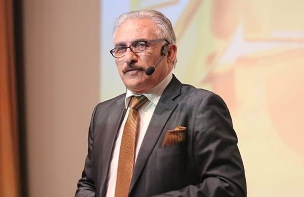 بمناسبة مهرجان جرش دعونا نشتم أيمن سماوي والمهرجان