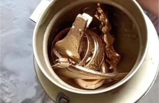 ذهب وزئبق أحمر.. يوتيوبر مغربي يثير الجدل بفيديو "الكنز"