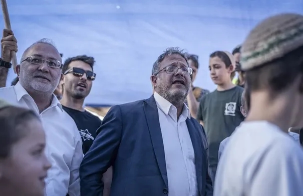 بن غفير: سأطالب نتنياهو بخطوات عملية وفورية لتفكيك...