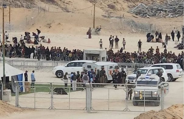 ويتكوف يصل إلى مركز توزيع المساعدات في رفح