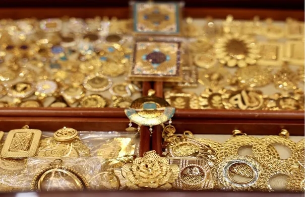 كم بلغ سعر غرام الذهب عيار 21 في الأردن الاحد