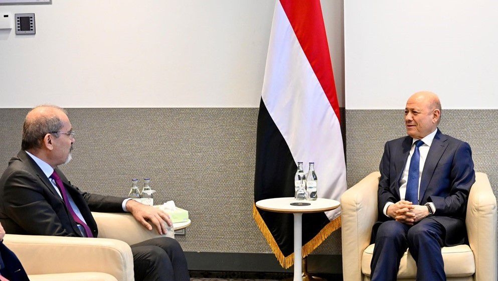 Al-Safadi Delivers King's Greetings to the Yemeni Presidential Leadership Council President - Jordan News
