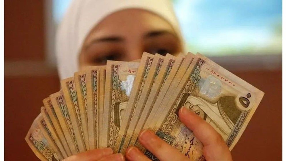 Increased Demand for the Jordanian Dinar Ahead of Eid - Jordan News