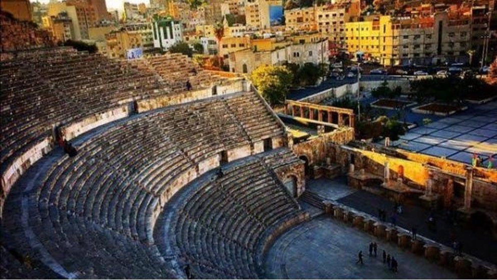 Roman Theater Illuminated in Jordanian Flag Colors - Jordan News