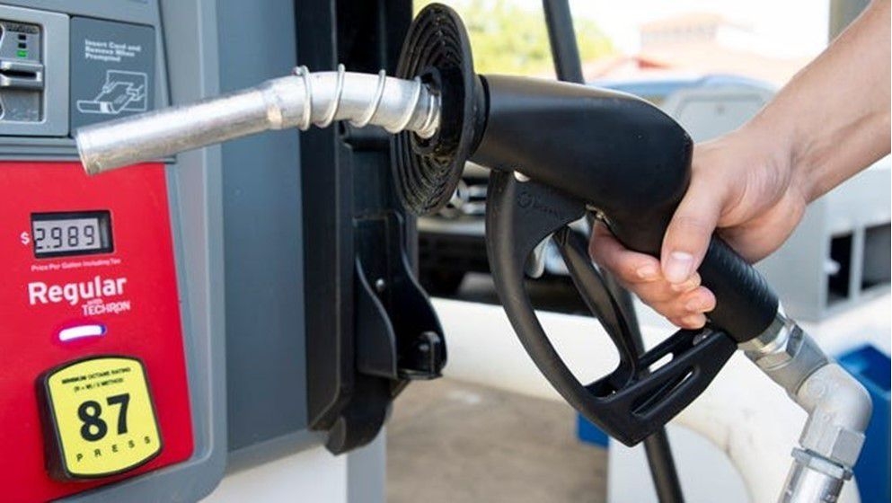 Energy Ministry: Global Drop in Oil Derivatives Prices - Jordan News