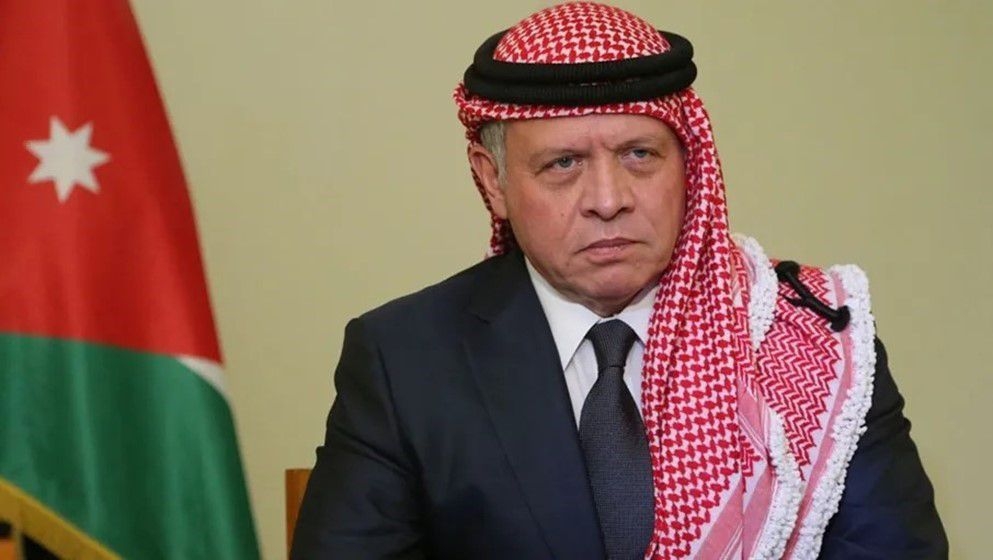King Attends Flag-Raising Ceremony on Jordanian National Flag Day - Jordan News