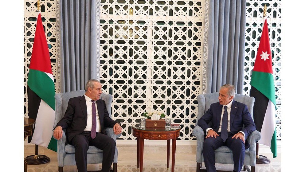 Prime Minister, Palestinian Vice President Discuss Strengthening Ties, Gaza Developments - Jordan News