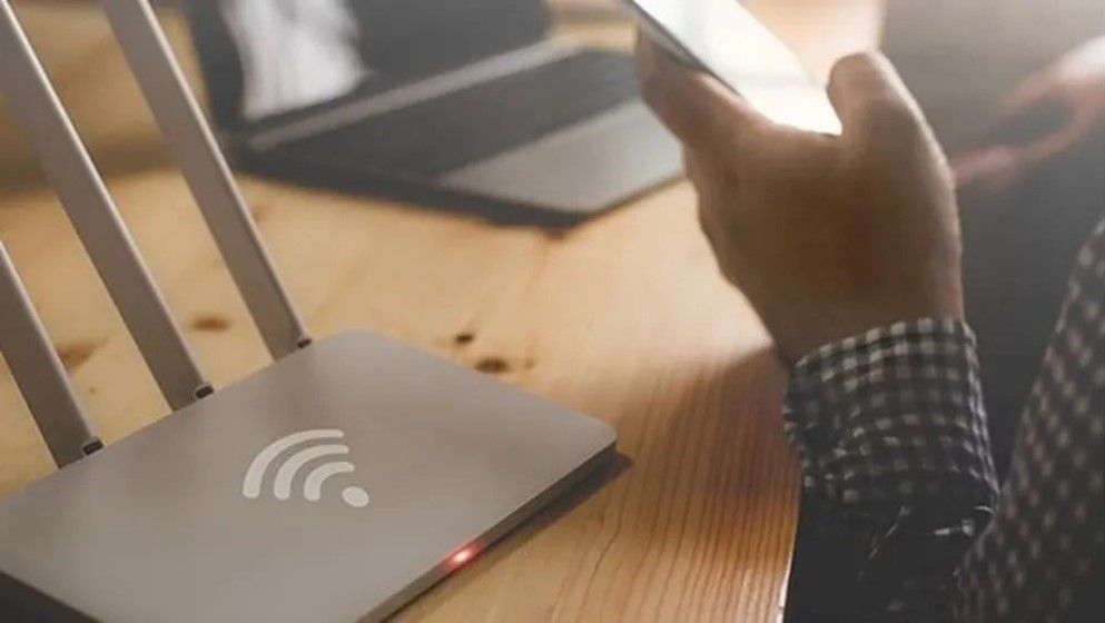 How Does a Wi-Fi Router Affect Your Health While You Sleep? - Jordan News