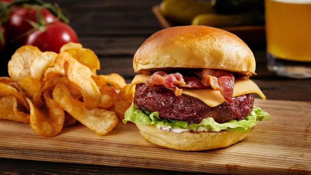 5 Burger Toppings You Should Try This Summer - Jordan News