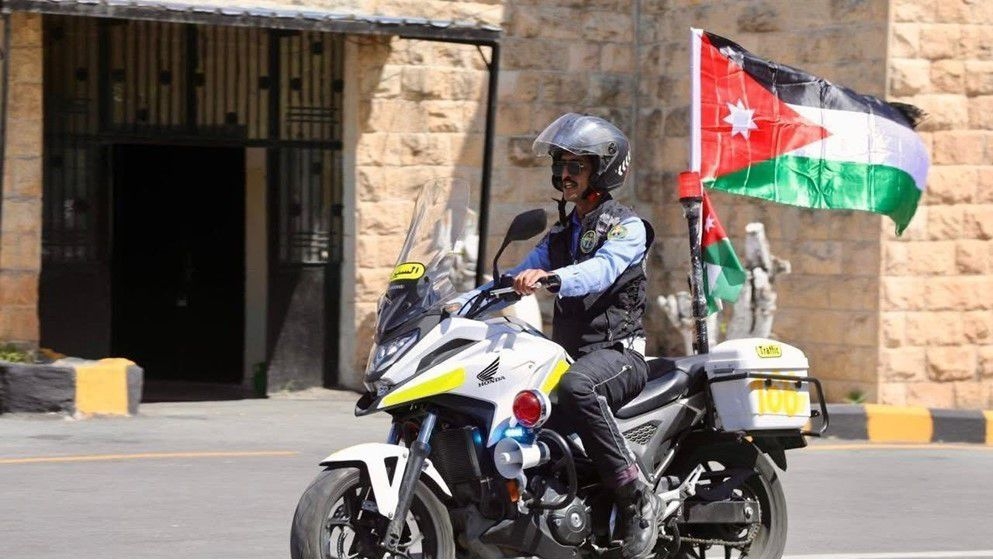 After Independence Day Celebrations, Traffic Department Urges Removal of Vehicle Decorations - Jordan News