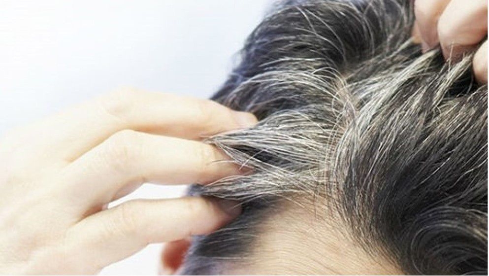 Factors That Accelerate Graying – Tips to Delay It! - Jordan News