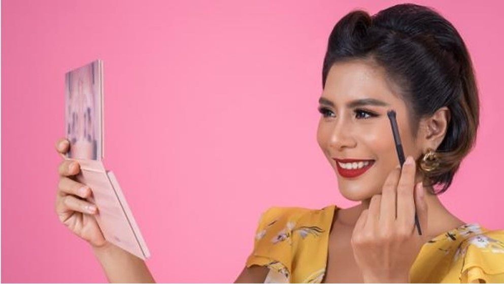 The Easiest Way to Create a Latin Makeup Look – Step by Step - Jordan News