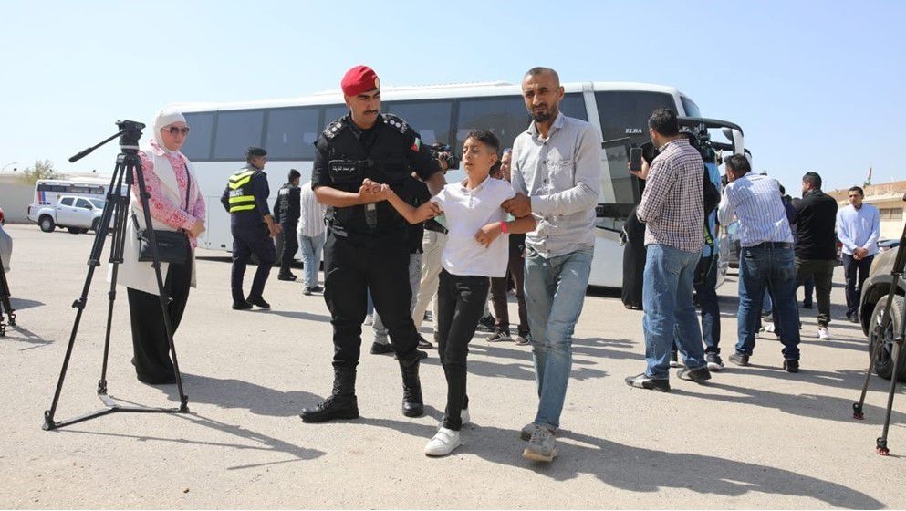 Jordan Armed Forces evacuate new batch of child patients from Gaza - Jordan News