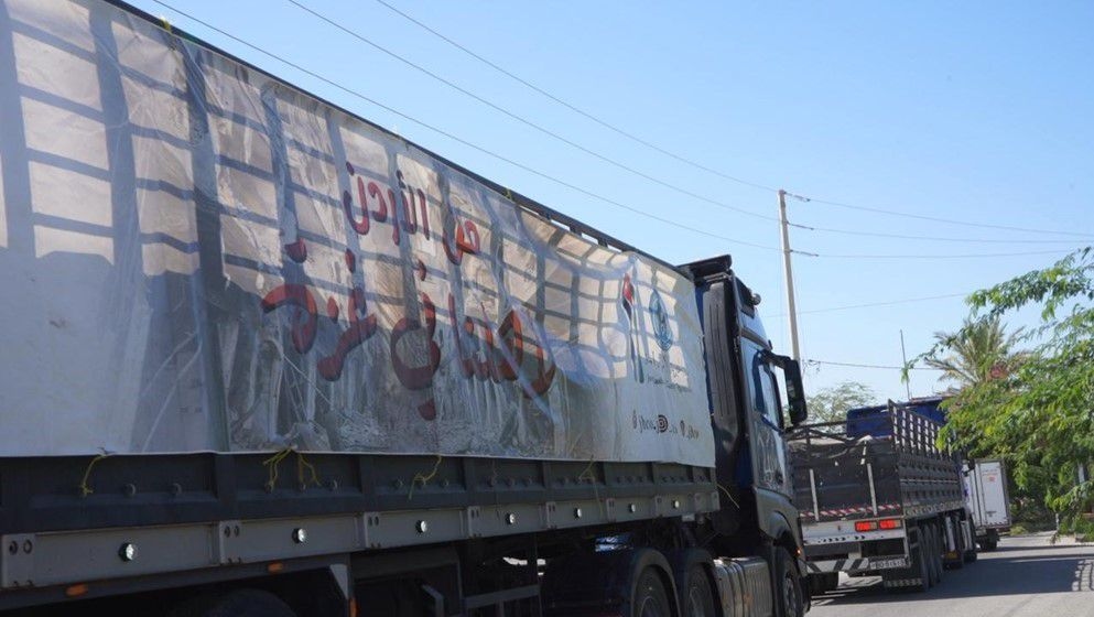 Jordan Resumes Sending Humanitarian Convoys to the Gaza Strip - Jordan News