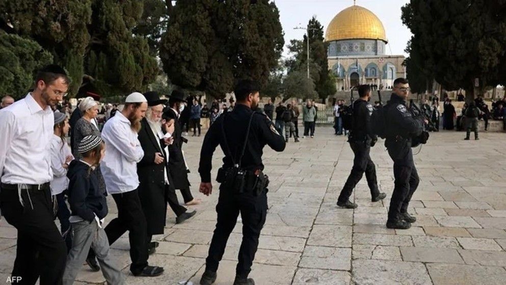 Israeli Settlers Storm Al-Aqsa Mosque Courtyards - Jordan News