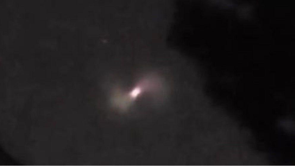 Mystery light over U.S. East Coast sparks UFO speculation online - Jordan News