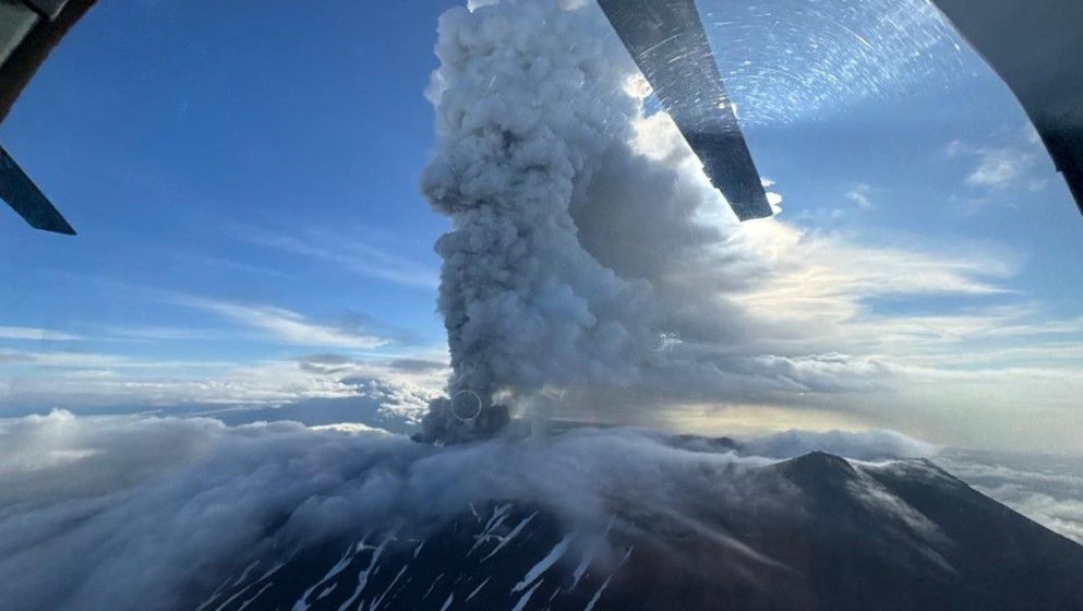 Dormant Volcano in Russia Erupts for First Time in 450 Years - Jordan News