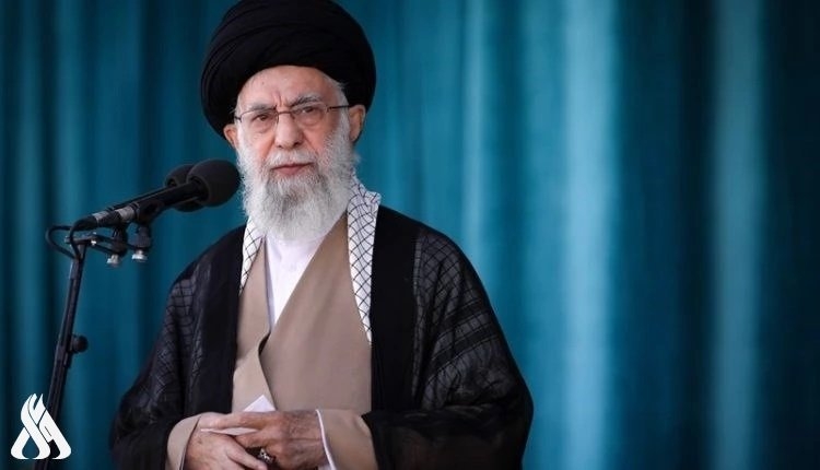 السيد الخامنئي: طهران لن تتخلى عن تخصيب اليورانيوم