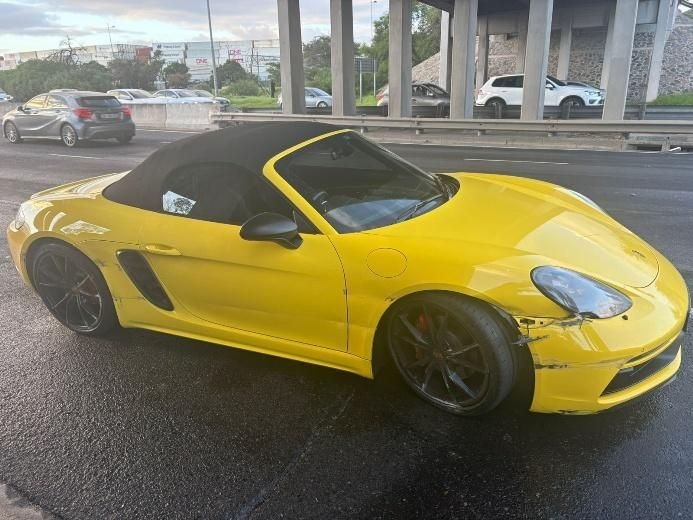 Blue Monday for yellow Porsche driver under the influence of alcohol