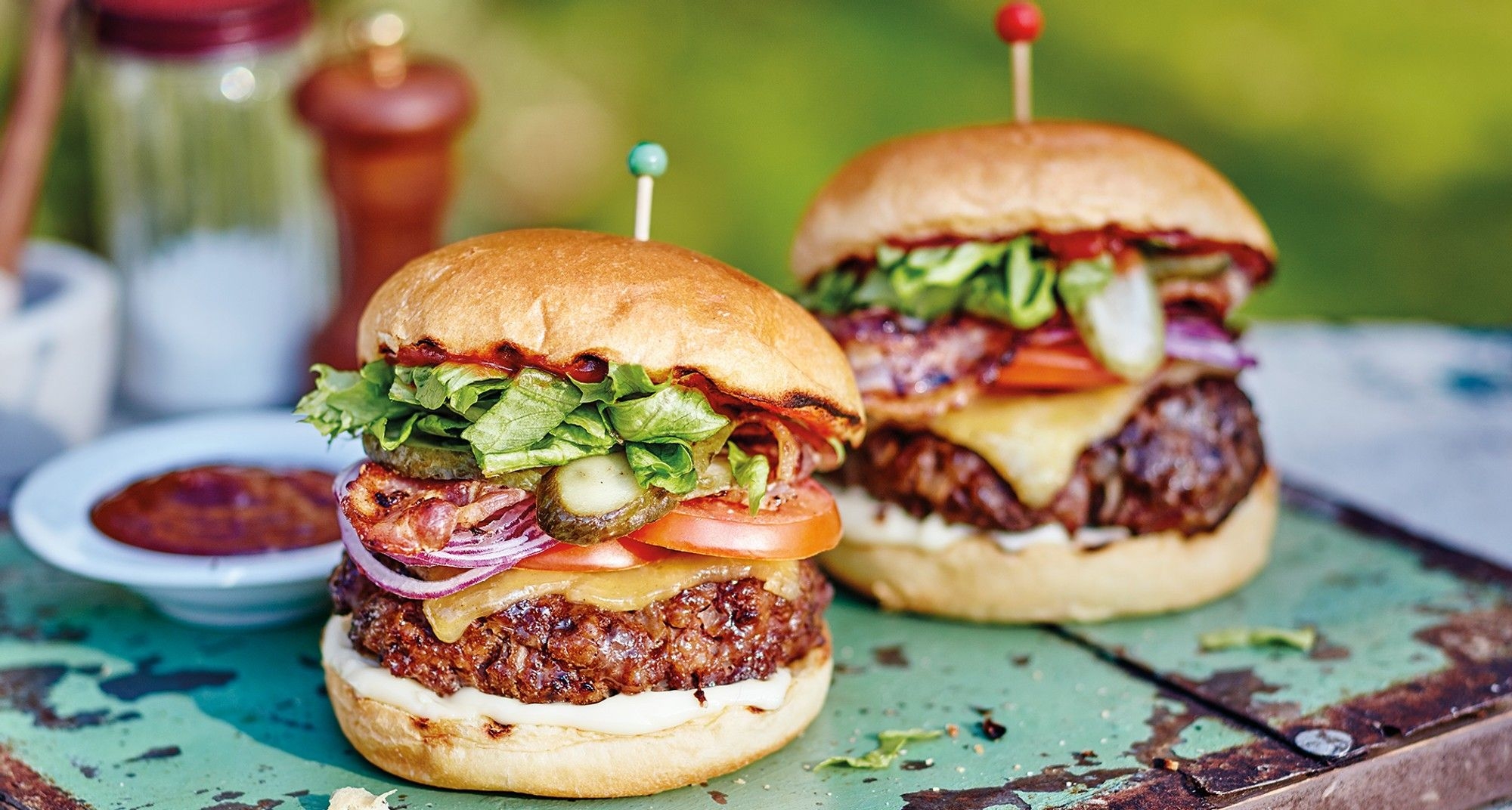 Court rules in favour of diner after needle found in hamburger at Stellenbosch restaurant