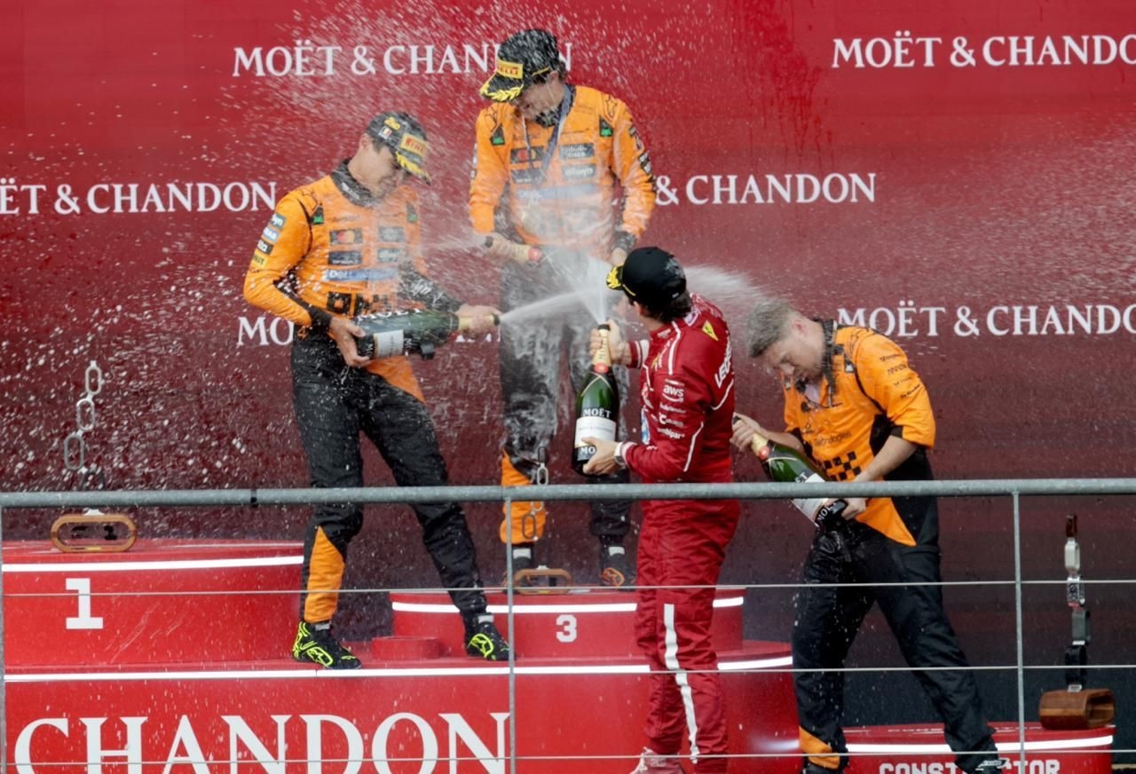 Piastri shines bright, as Red Bull turn the page and Mercedes lose grip