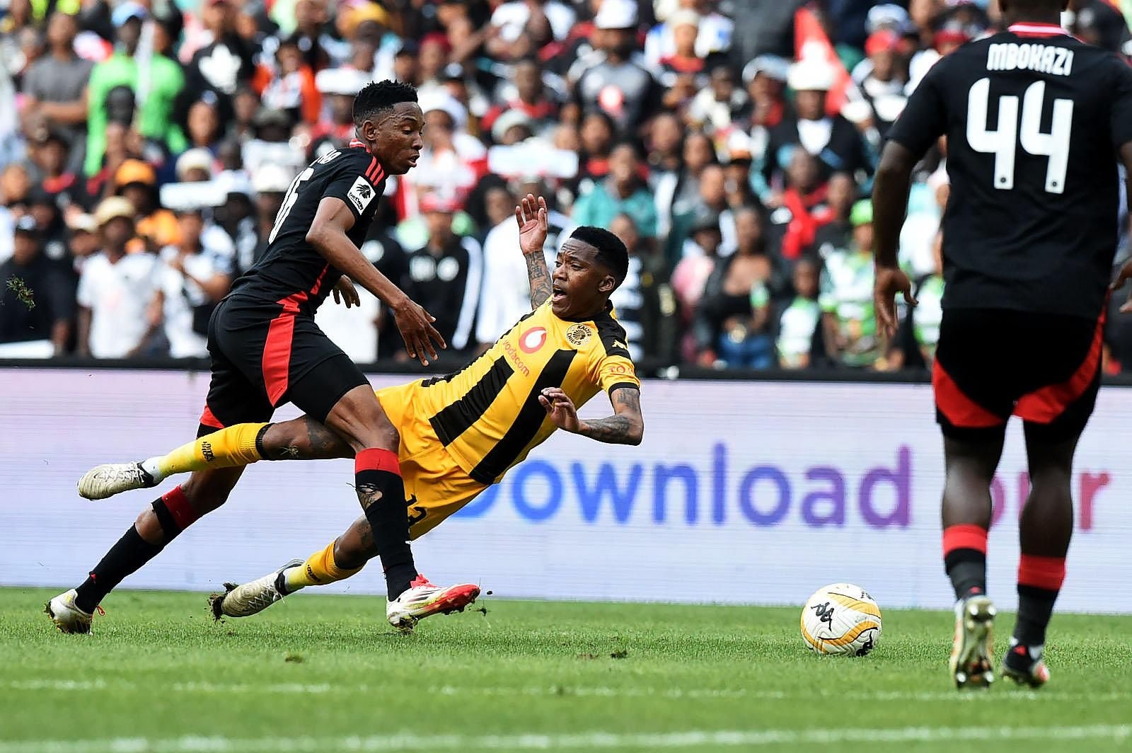 Orlando Pirates triumph over Kaizer Chiefs in thrilling Soweto Derby