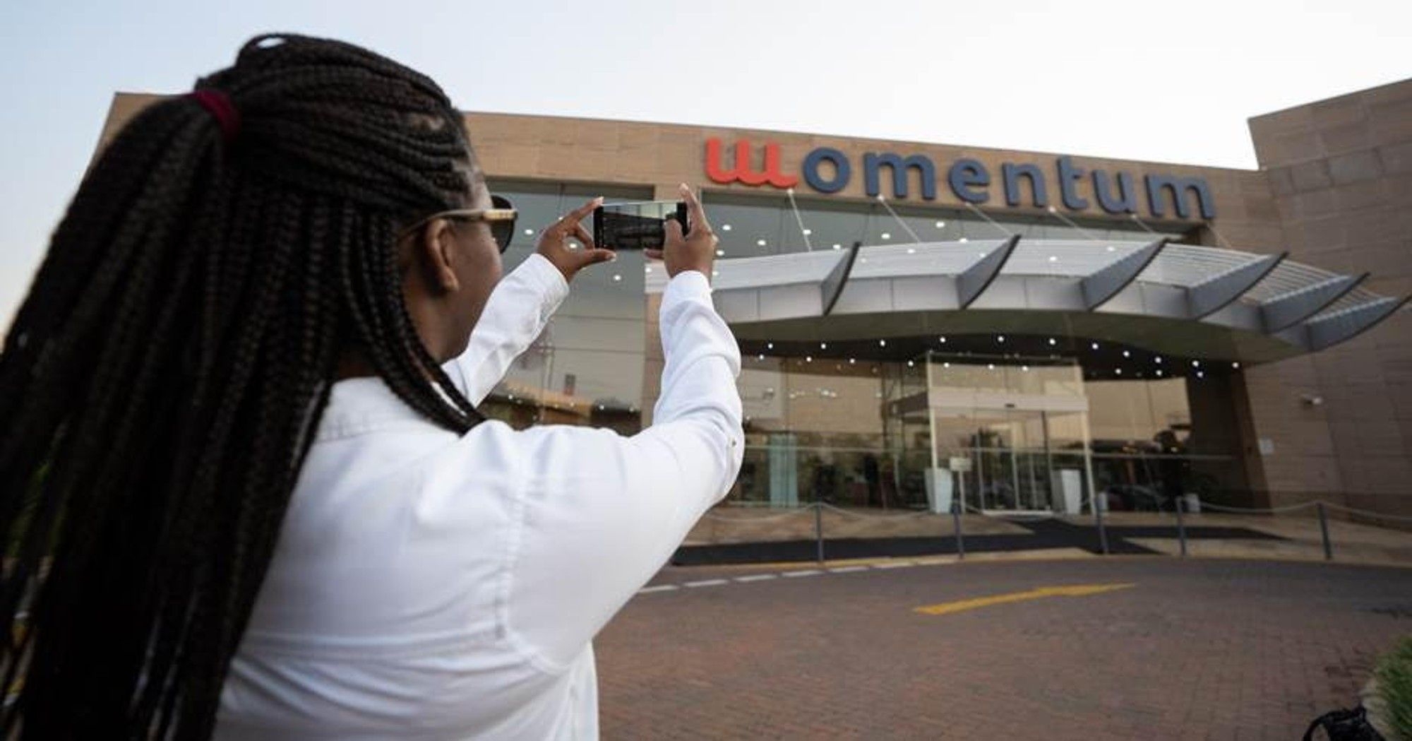 Are you falling for deepfake investment scams? Momentum Group warns South Africans