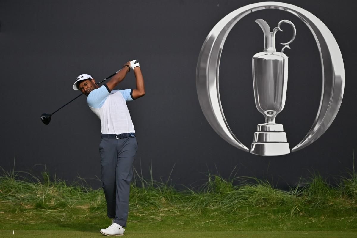 Naidoo holds nerve on major debut at Royal Portrush
