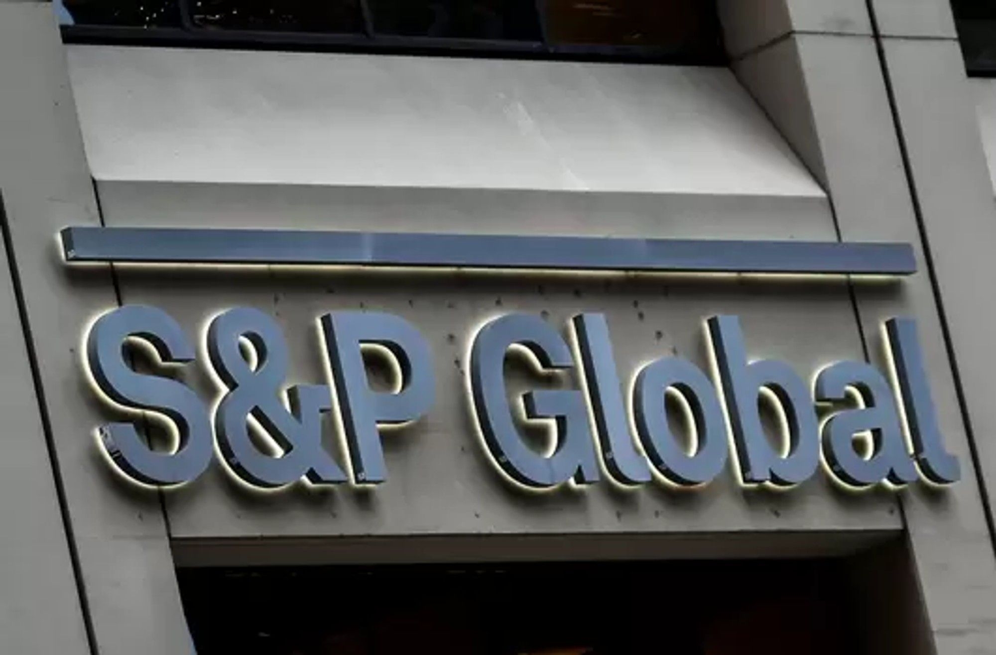 S&P Global Ratings maintains positive outlook for South Africa's economy