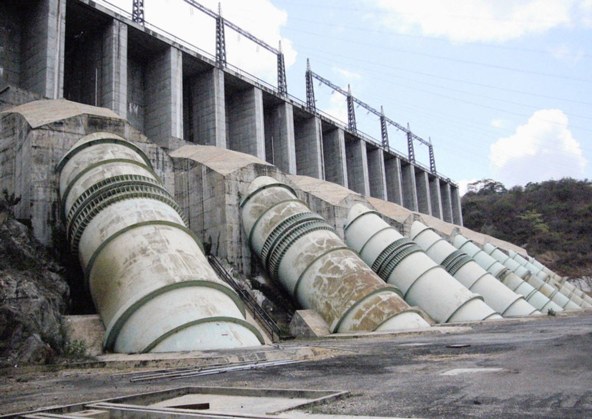 South Africa in talks with Zambia and Zimbabwe to run Grand Inga transmission line