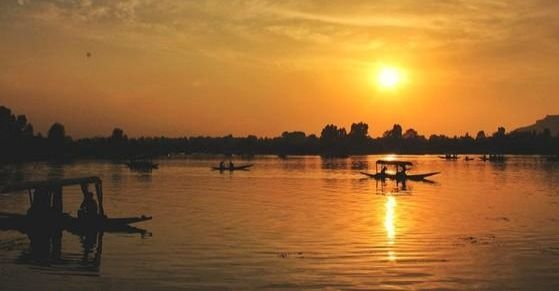 There's more to Kashmir - like shikaras, saffron, skiing and snow