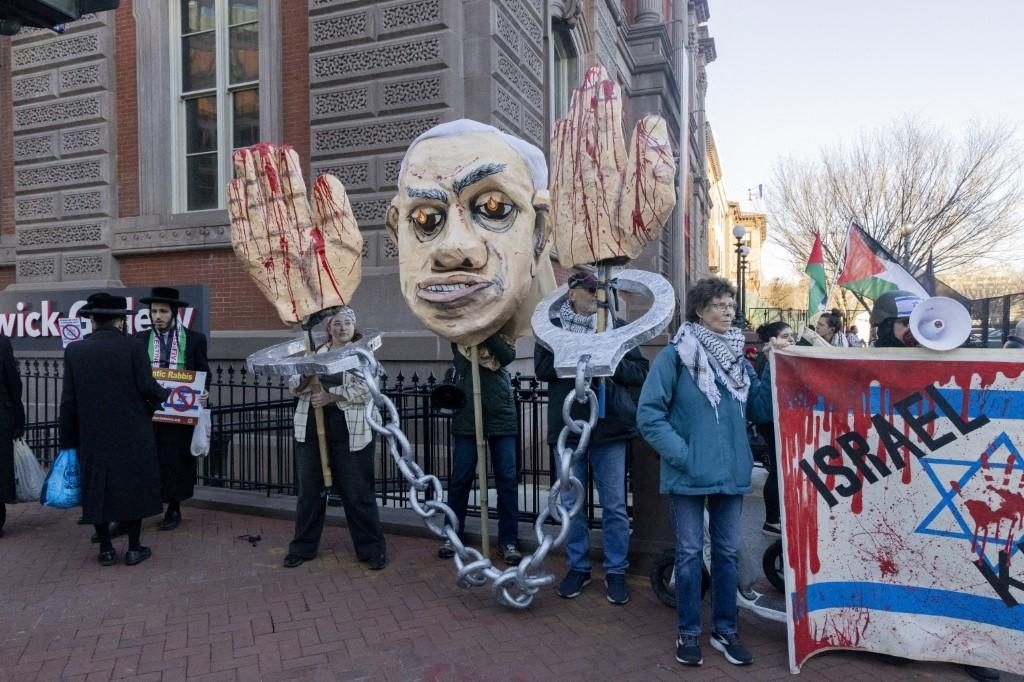 Israel agrees to Gaza truce talks
