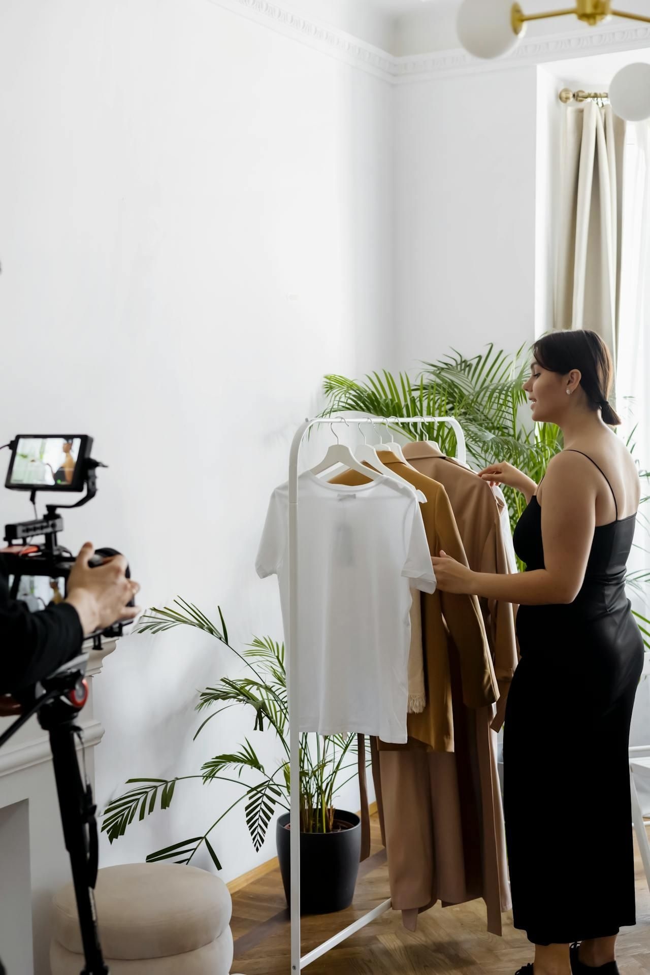 Scrolling with caution: the real risks young women face in the age of likes