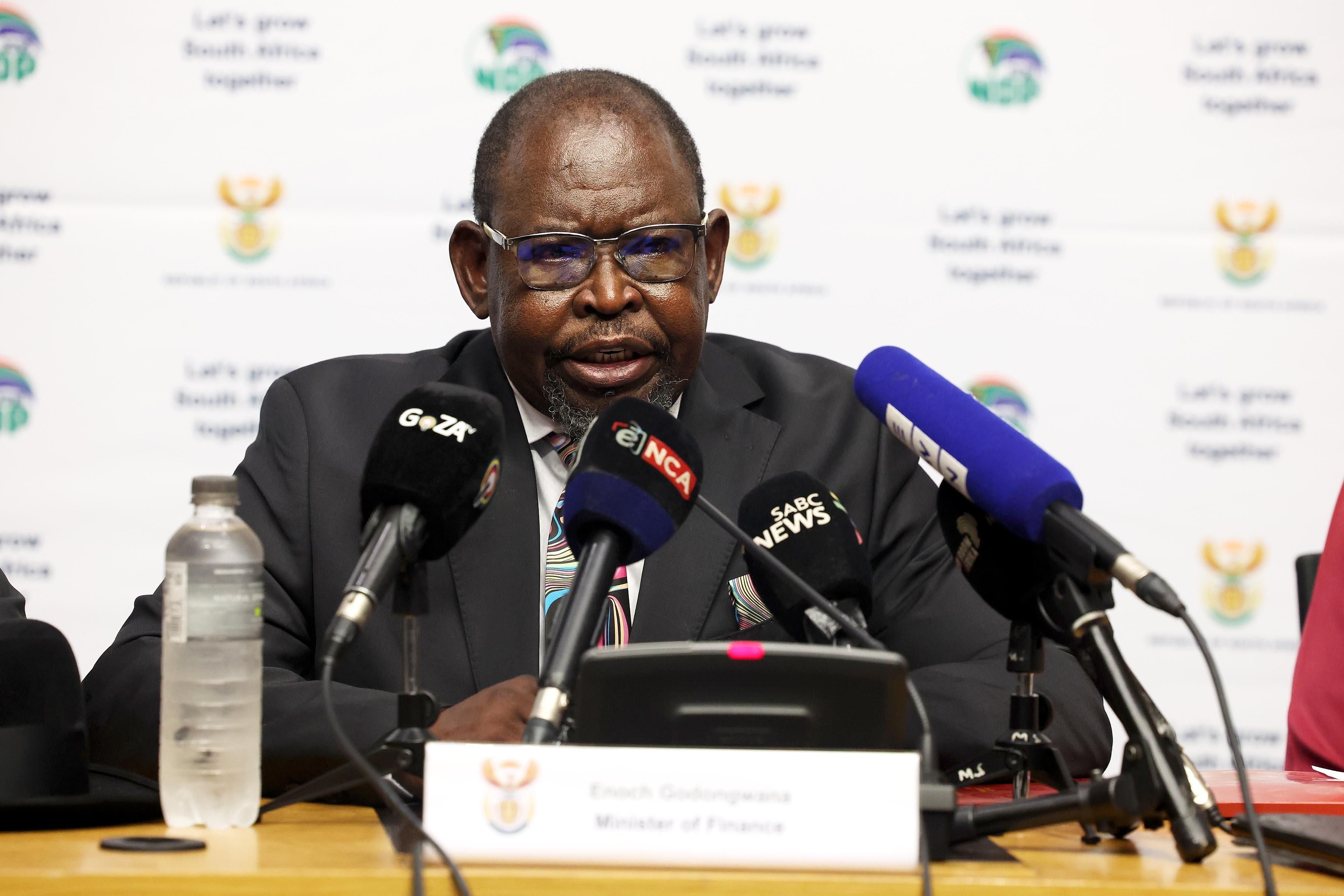 Moody's lowers South Africa's growth forecast to 1. 5% amid global uncertainties