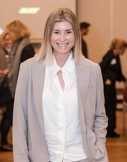Bob's back: why this winter's must-have haircut is a cut above the rest