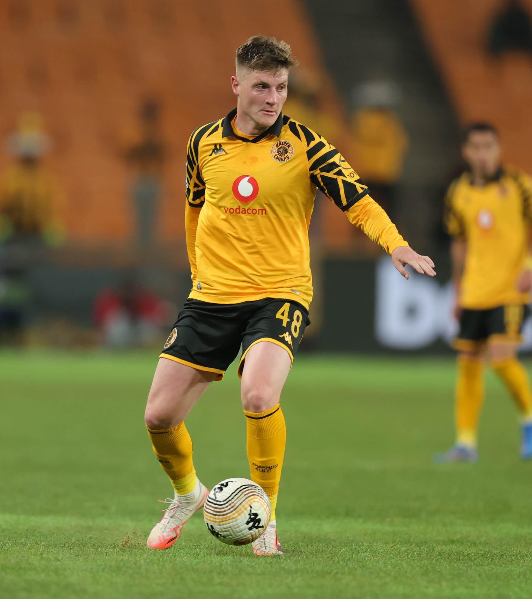 Cross urges calm as Kaizer Chiefs aim to extend winning start against Richards Bay