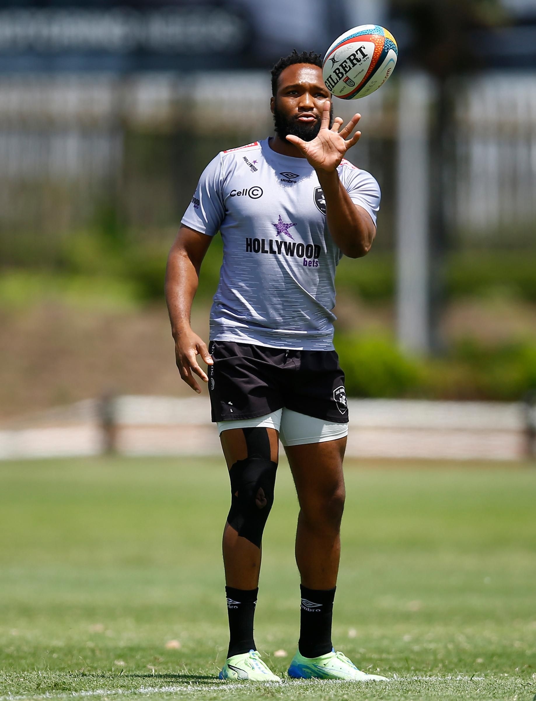 Lukhanyo Am to earn 100th cap in Sharks' quarter-fianl against Munster, Kolisi back at No 8