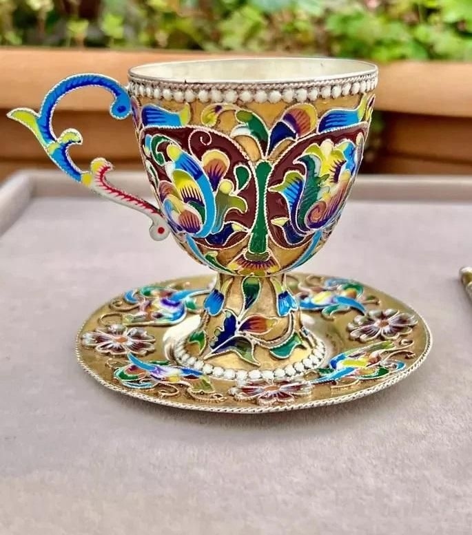 Mackenzie's pricey teacup brews questions
