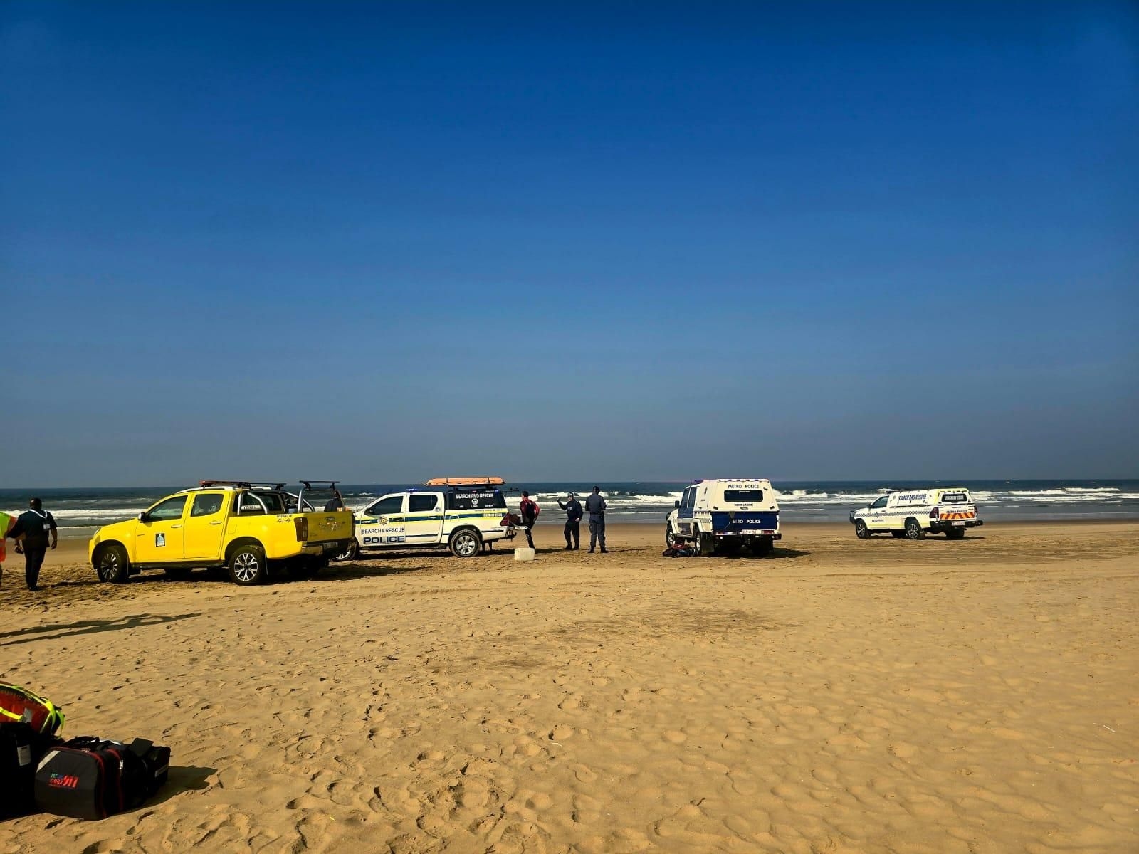 Light aircraft crashes into ocean at Durban North Beach, search for missing pilot ongoing