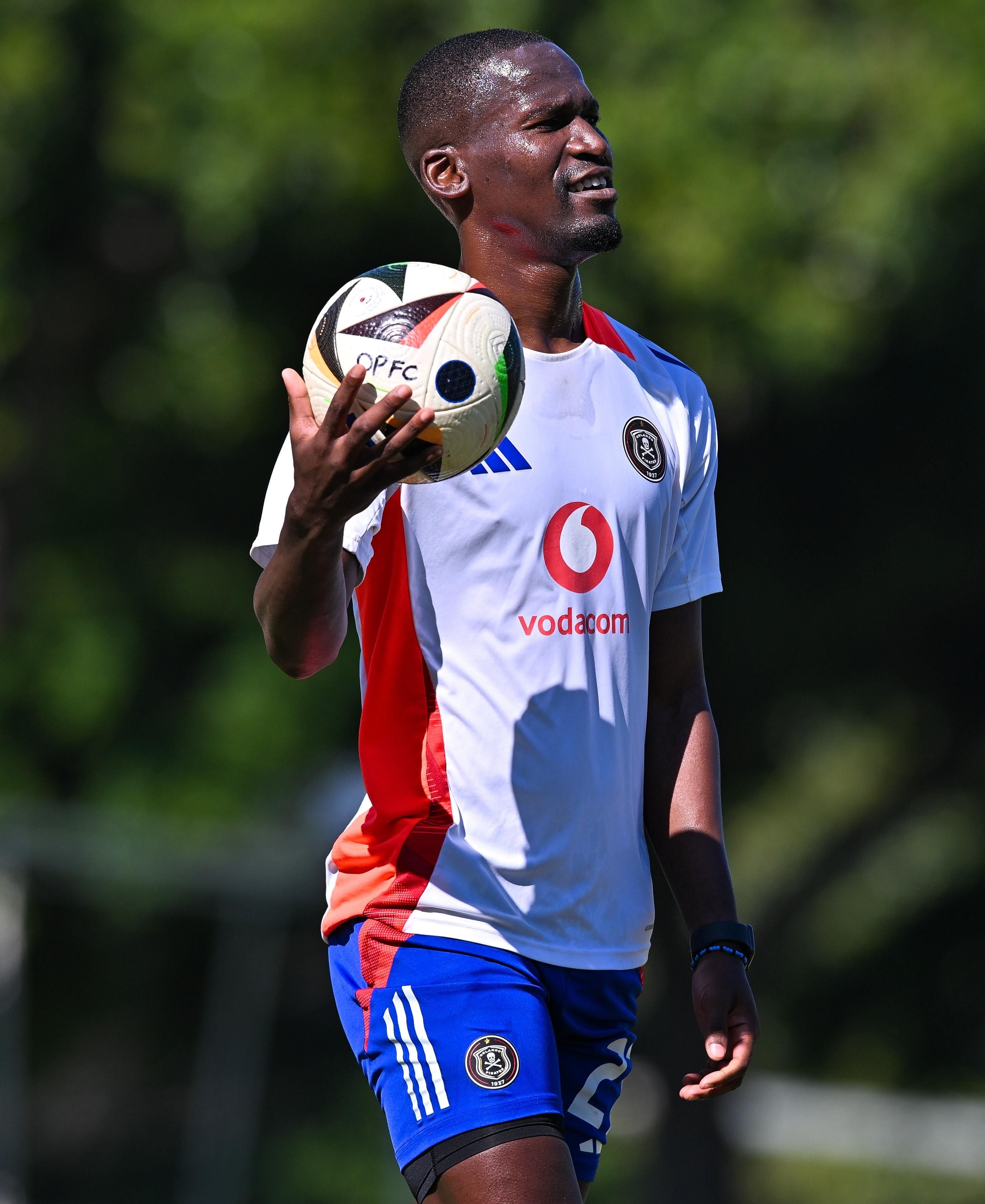 Tapelo Xoki highlights team spirit as Orlando Pirates aim for success this season