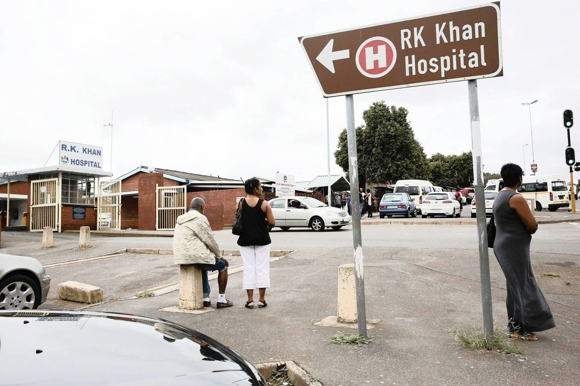 Are foreign nationals being prioritised at RK Khan Hospital? KZN Health department sets record straight