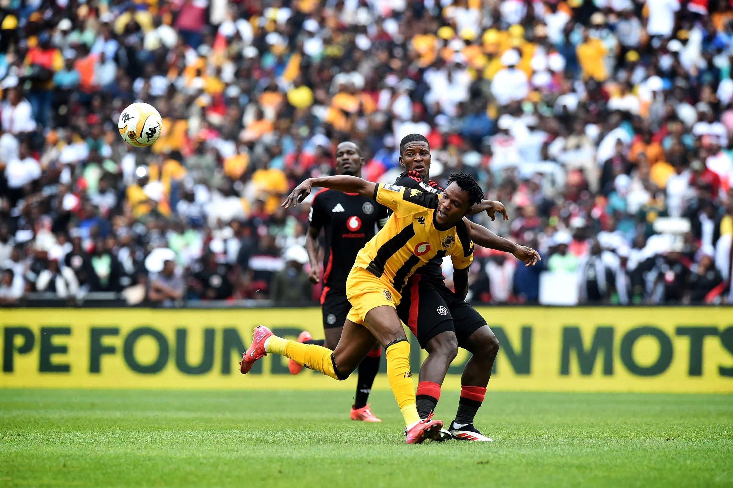 Jose Riveiro makes history as Orlando Pirates outclass Kaizer Chiefs in Derby warm-up for final