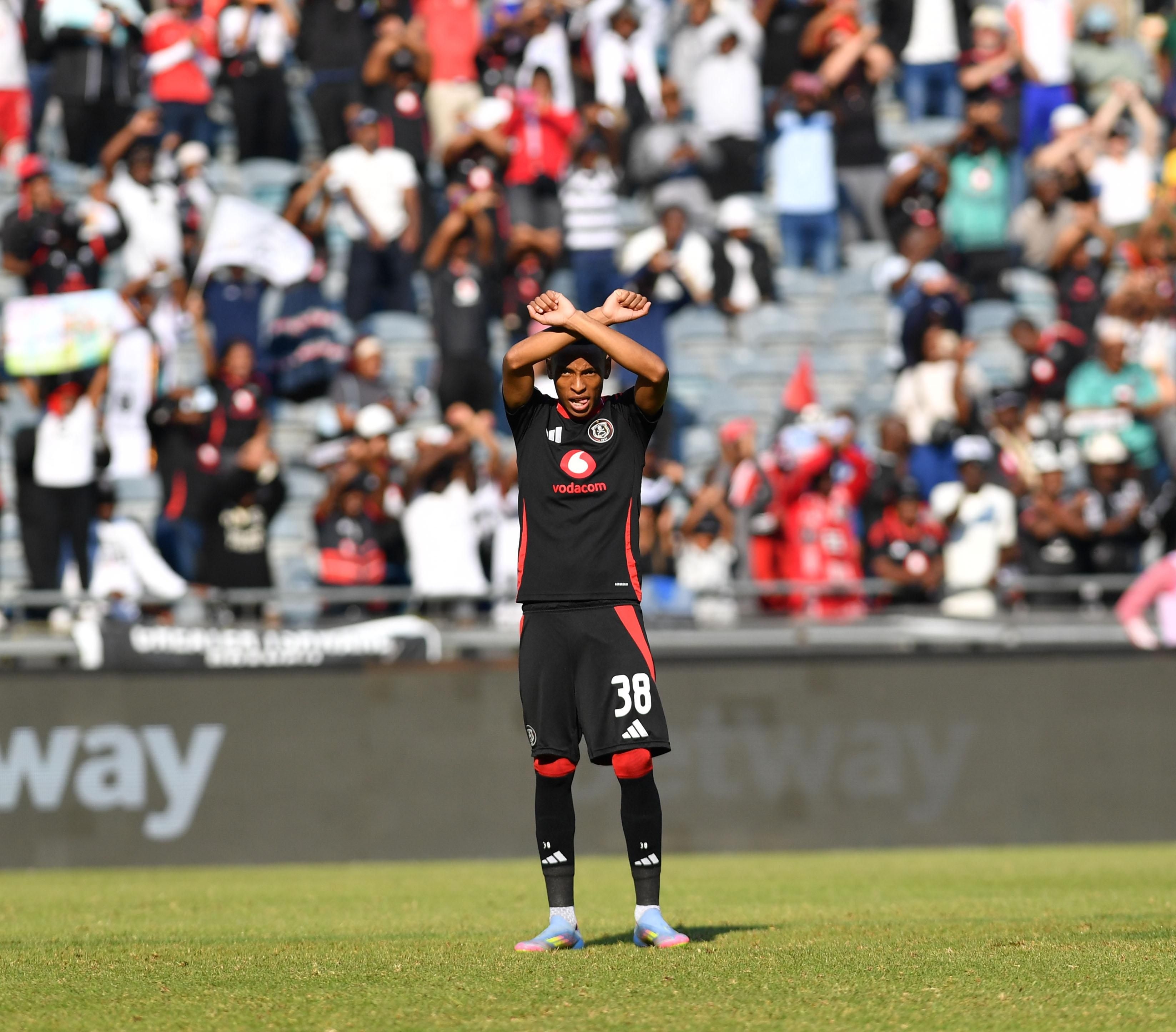 Zwane lauds Mofokeng's impact despite Ribeiro's likely Footballer of the Season win
