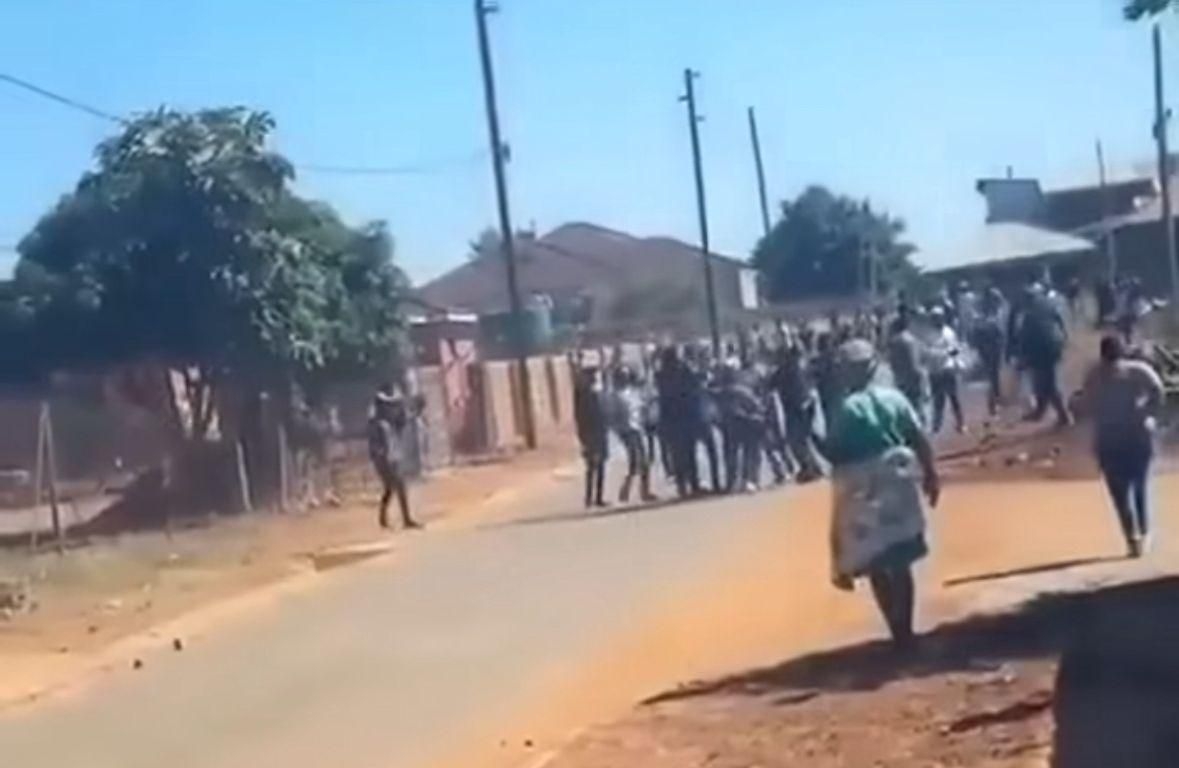 Violence erupts in Limpopo as community demands justice for crime victims