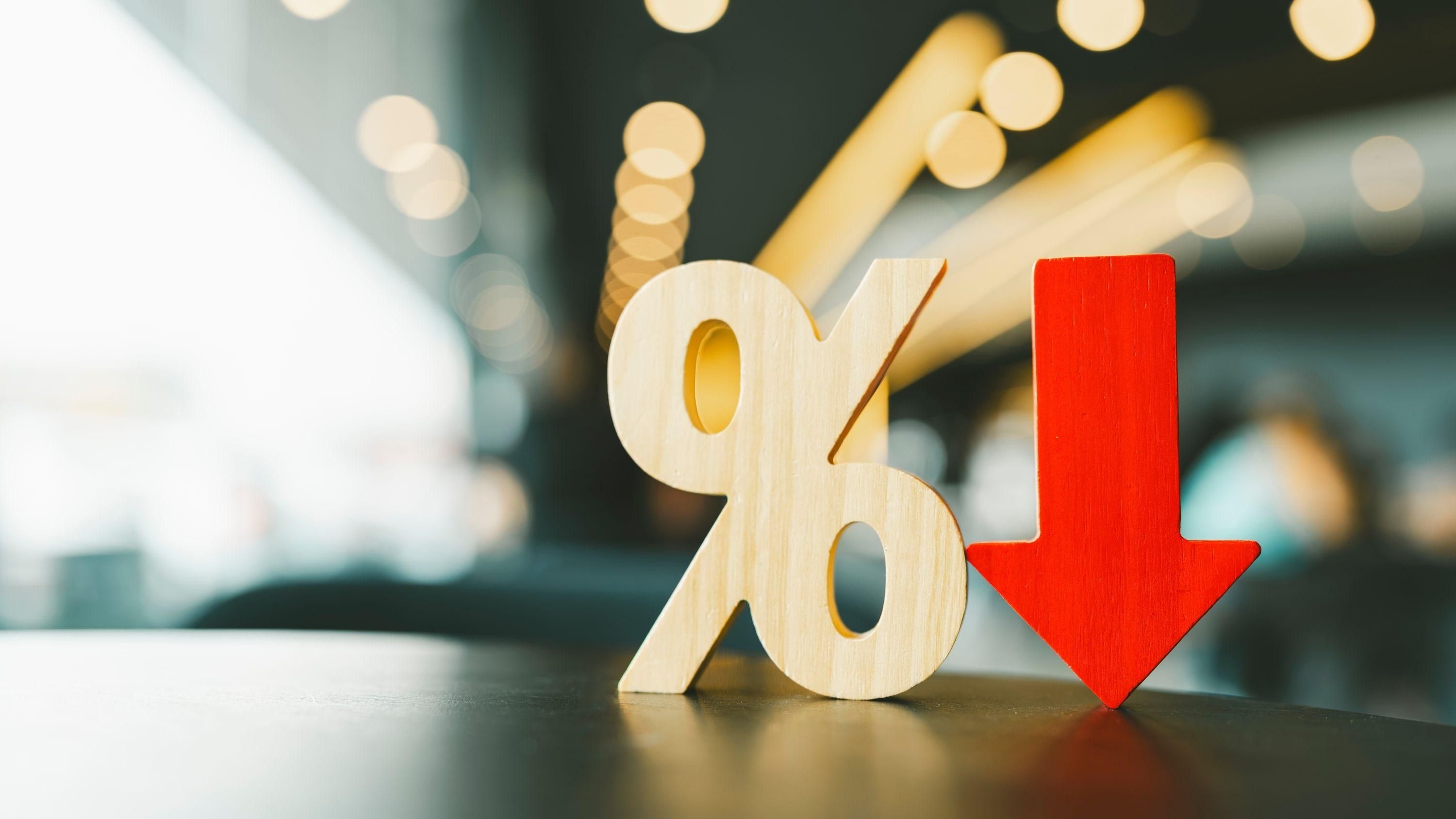 What the SARB rate cut means for traders